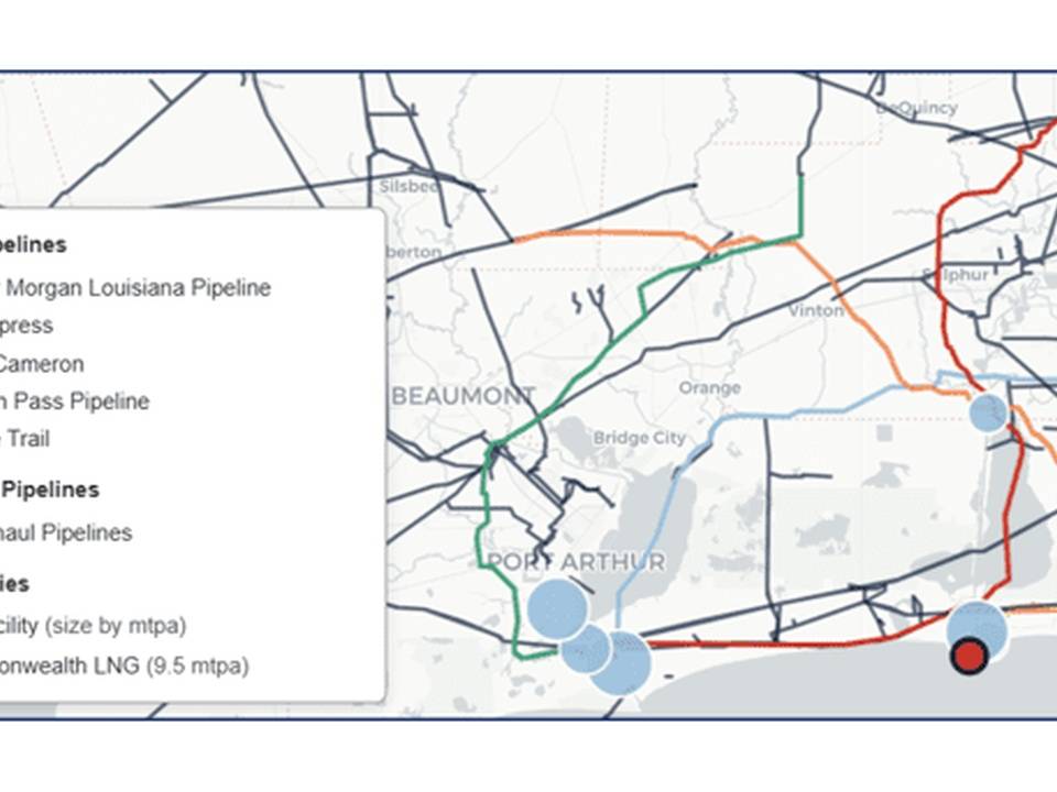 Map of regional oil and gas pipelines with a legend naming Kinder Morgan Louisiana, CP Express, TransCameron, Golden Pass, and Creole Trail; LNG facilities are shown as blue circles and a red circle for a Commonweath LNG site.